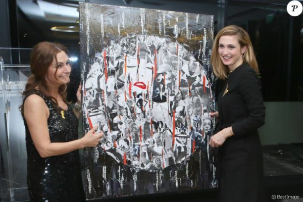 2225839-exclusif-julie-gayet-remporte-une-oeuv-950x0-1