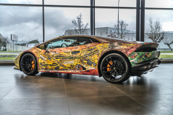 ARTCAR_LAMBO_011